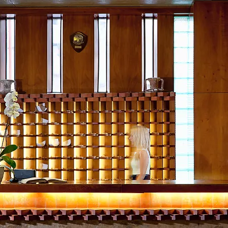 Civitel Akali Hotel 4*