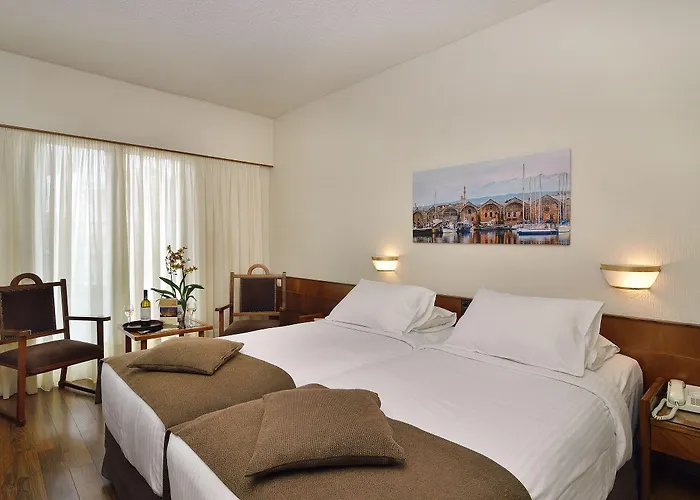 Hotel Civitel Akali 4*