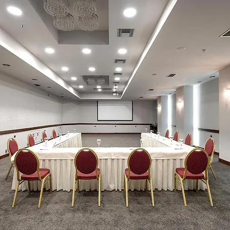 ακάλη 4*