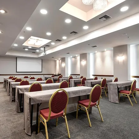 Hotell Civitel Akali 4*