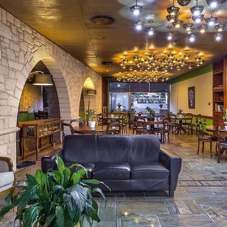 Civitel Akali Hotel 4*
