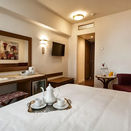 Otel Civitel Akali 4*
