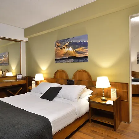 Hotel Civitel Akali 4*